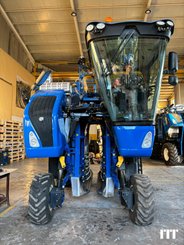 Machine à vendanger New Holland 8030L - 1